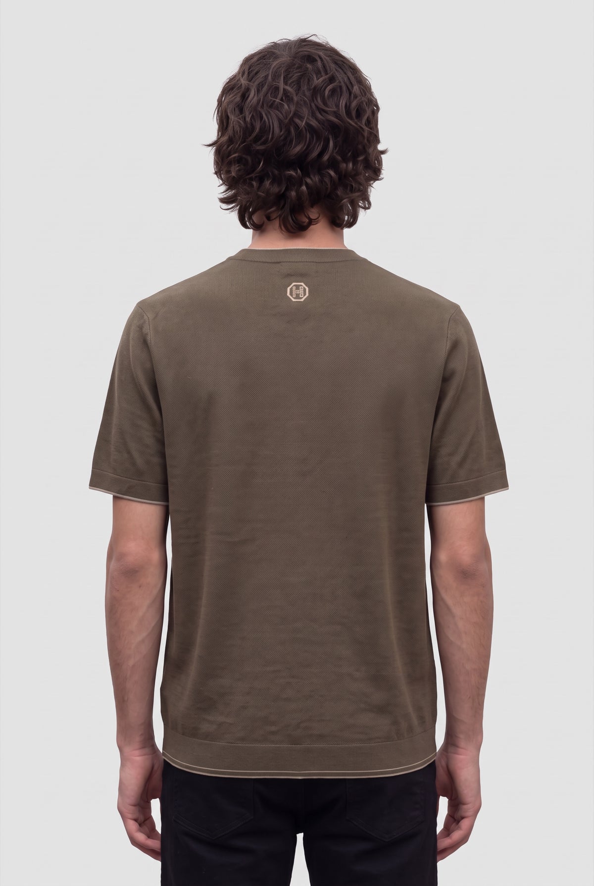 Short-Sleeve Knitwear