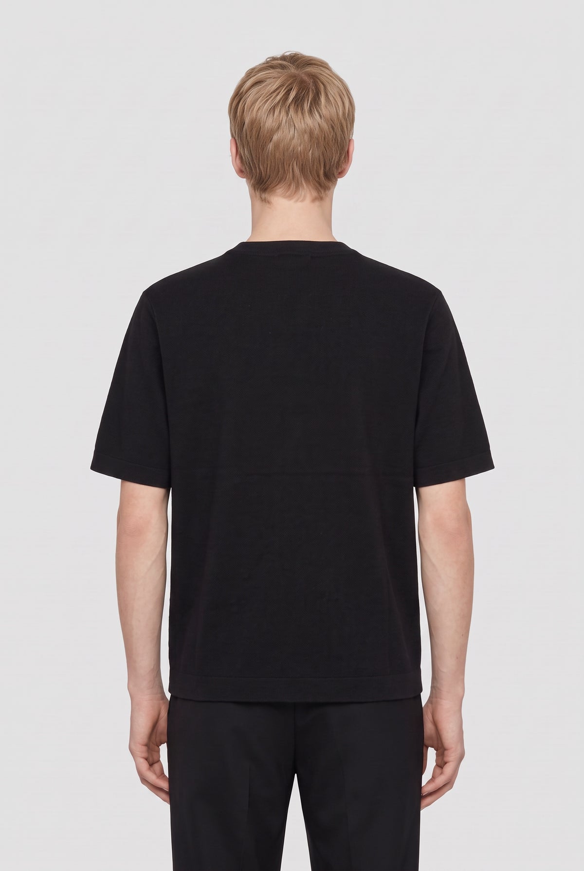 Short-Sleeve Knitwear