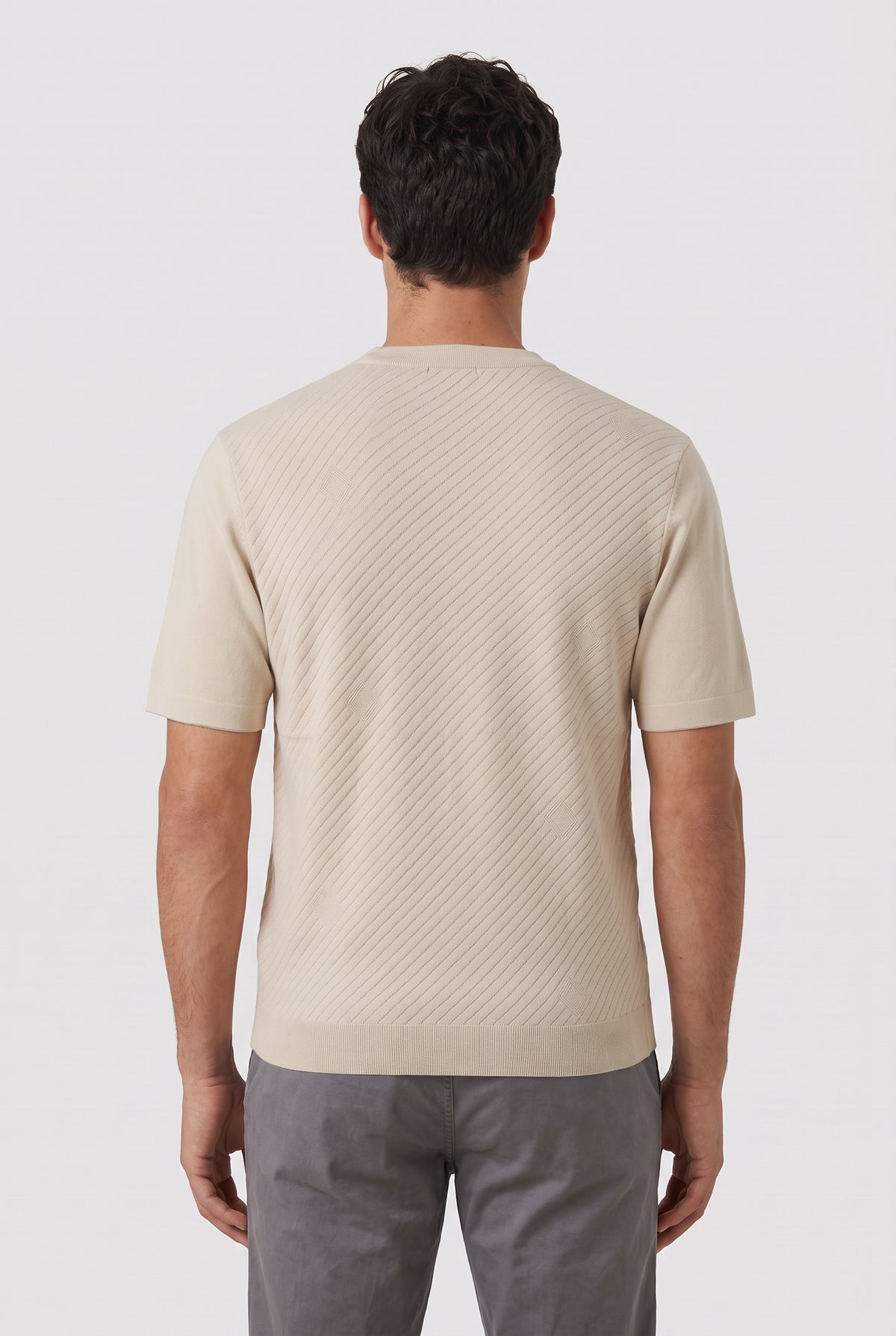 Short-Sleeve Knitwear